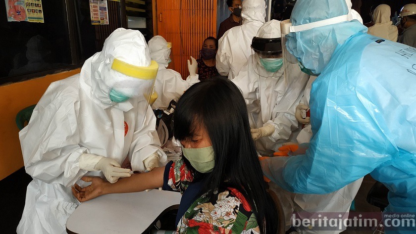 Rapid Tes Massal, 8 Orang Reaktif