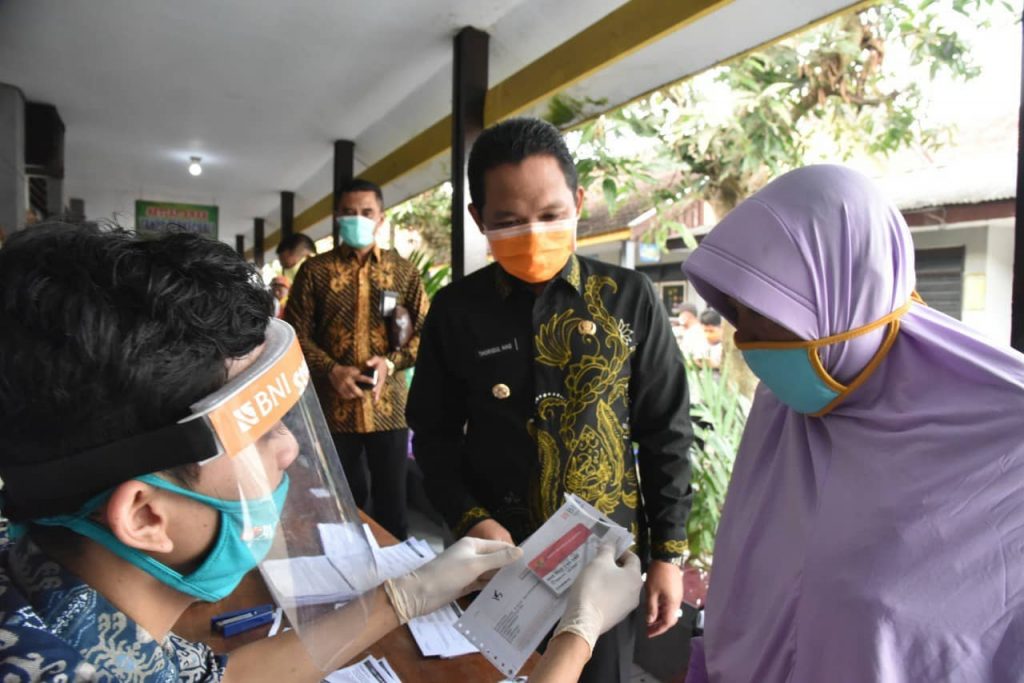 Penerima KKS Bisa Belanja di E-Warung