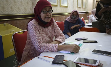 Pemkot Surabaya Ajak UMKM Perangi Covid-19
