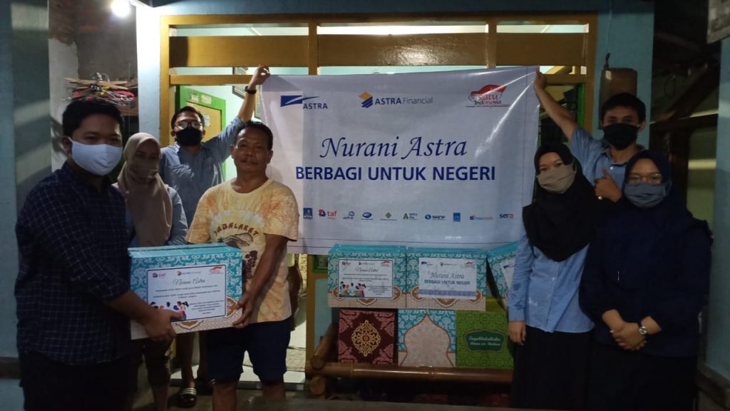 Peduli Covid-19, TAF Kediri Bagi Paket Sembako