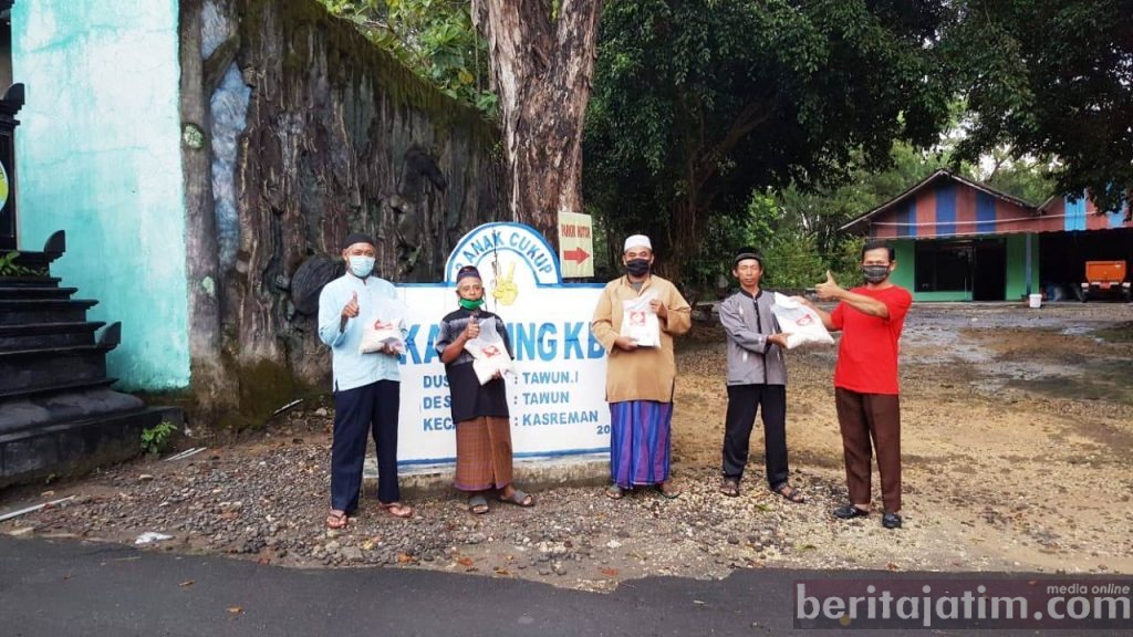 Laskar Ngawi Berbagi dengan Marbot dan Lansia di Tiga Wilayah