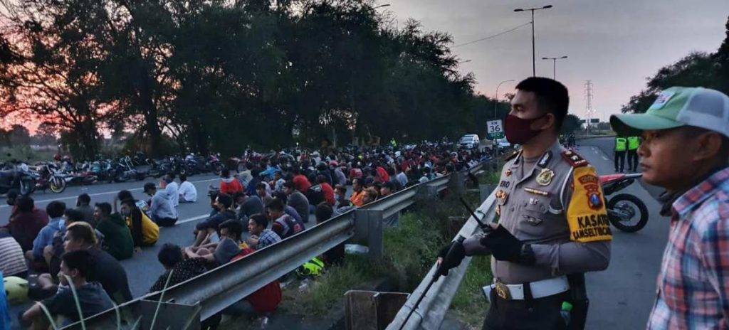 Penonton dan Pemain Balapan Liar Diangkut Polres Sidoarjo