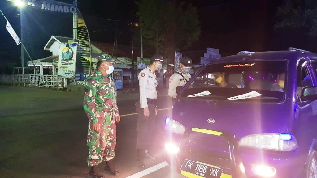 Satgas Paksa Putar Balik 258 Kendaraan di Situbondo