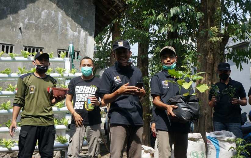 PKS Jatim Bikin Gerakan Ayo Menanam di Tengah Pandemi Covid-19