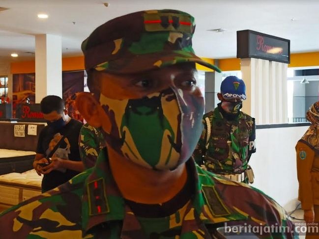 TNI Kerahkan 458 Personel untuk Dukung Uji Coba New Normal di Ponorogo