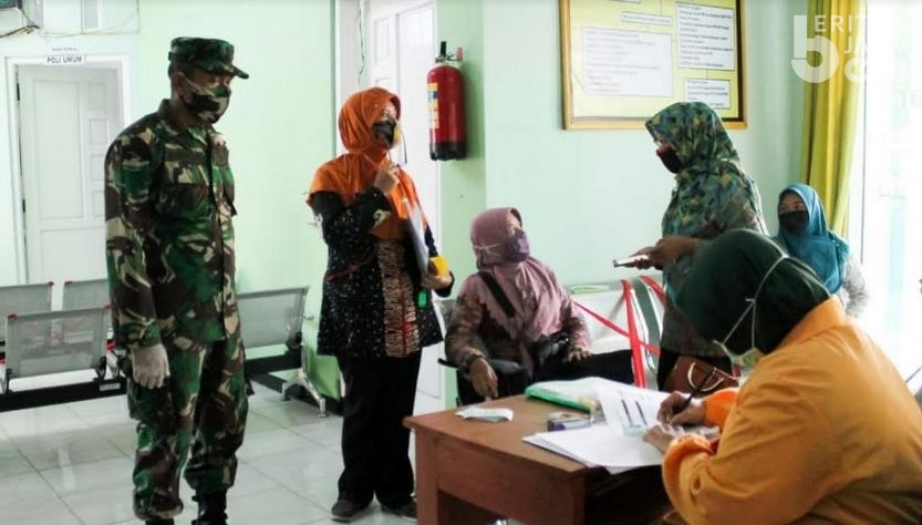 Kodim 0813 Berikan KB Kesehatan Gratis di Bojonegoro