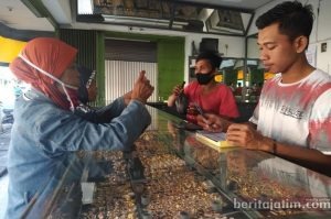 Harga Perhiasan Naik Turun Akibat Pandemi Covid-19