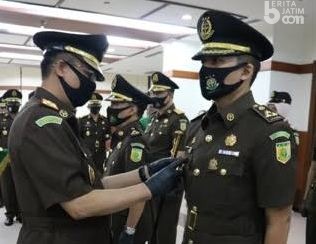 Dua Asisten Resmi Berganti, Ini Pesan Khusus dari Kajati Jatim