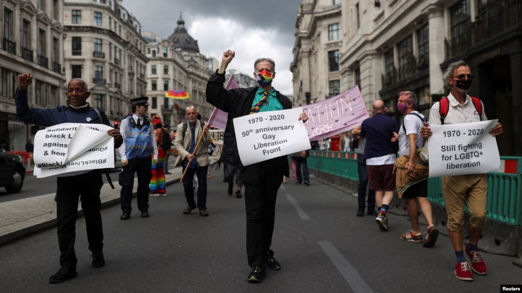 Pawai LGBT+, Ribuan Orang Serukan Penghentian Rasisme