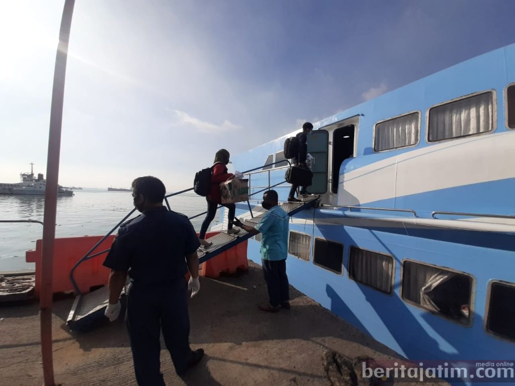 Ada Kasus Positif Covid-19, Pelayaran ke Bawean Masih Diaktifkan