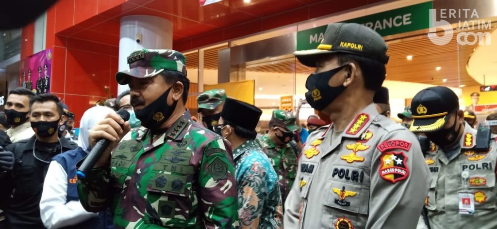 Panglima TNI dan Kapolri Tinjau Mal di Malang, Pastikan Protokol Kesehatan