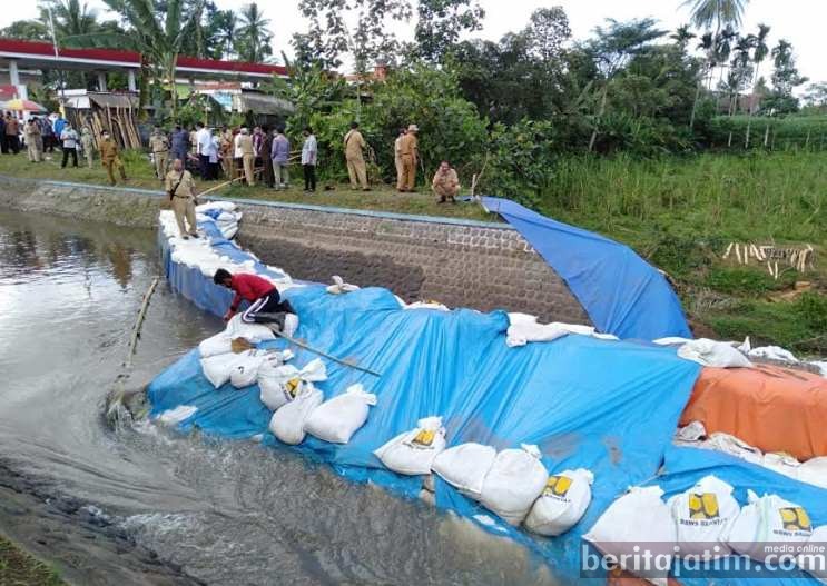 Sebulan Ambrol, Plengsengan Sungai Molek Kepanjen Malang Belum Diperbaiki