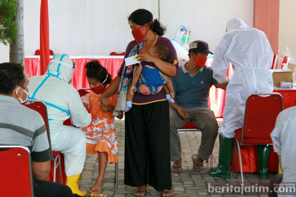 1.533 Warga Kediri Jalani Rapid Test Massal di RS Kilisuci