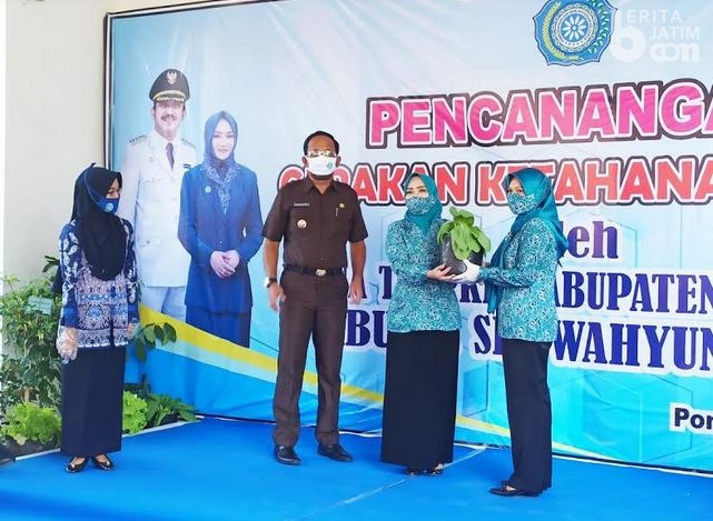 Tanam Sayuran di Pekarangan, PKK Ponorogo Perkuat Ketahanan Dapur