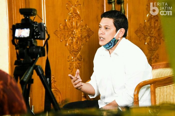 Walikota Kediri Bagikan Kiat Suksesnya dalam Orientasi Siswa Secara Daring SMAN 5