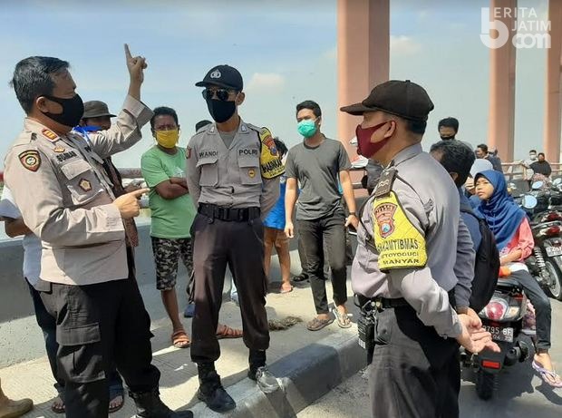 Motor Ditinggal, Lompat dari Jembatan Sembayat, Tenggelam di Bengawan Solo