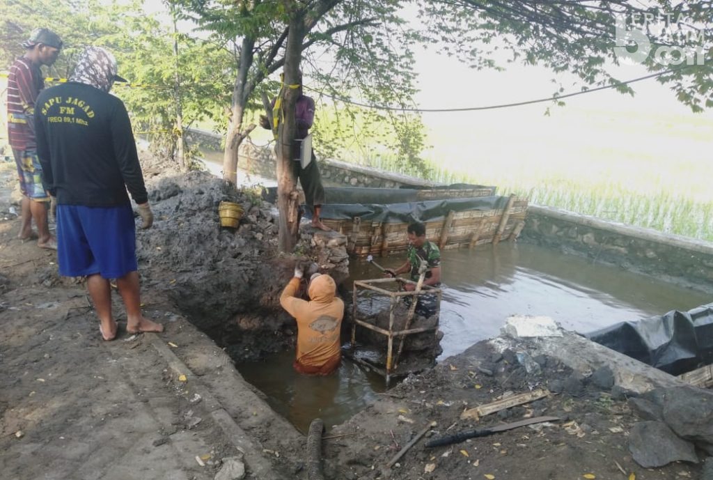 Minarak Brantas Langsung Tangani Kebocoran Pipa Gas di Kalidawir