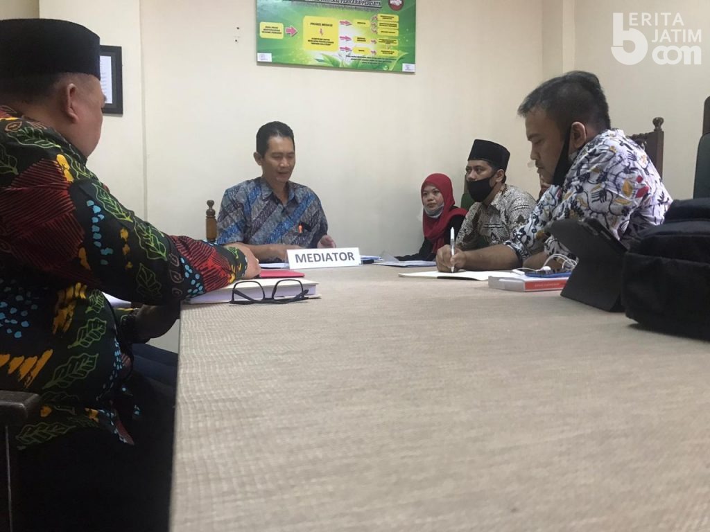 Gugatan Rp 533 Juta, Proses Mediasi Bawaslu, KASN, dan Camat Tanggul Diwarnai Gelak Tawa