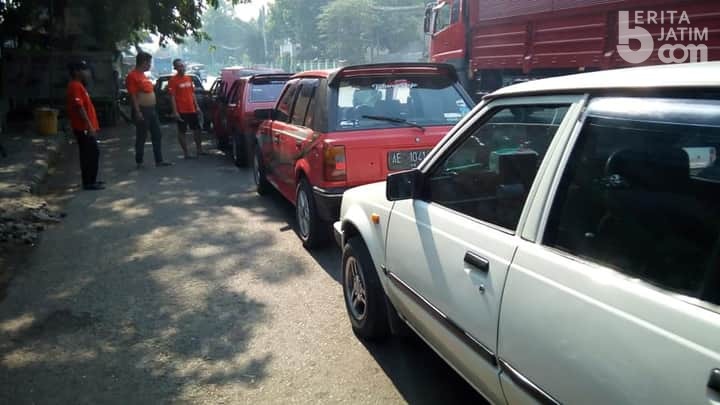 Komunitas TuLangBojo: Dari Mobil Tua, Jadi Saudara