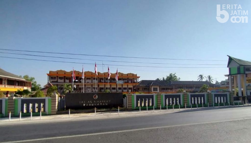 Tata Kelola Pendidikan Islam Perspektif Lokal Wisdom