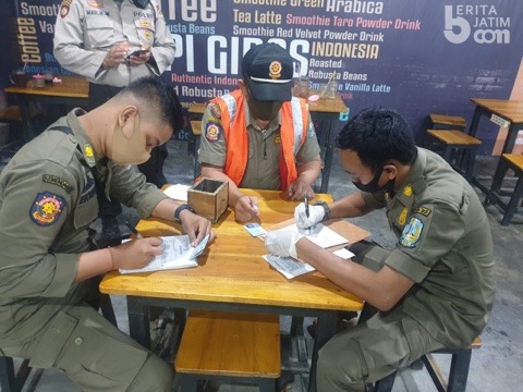Polda Jatim Tetap Himbau Masyarakat Terapkan Protokol Kesehatan
