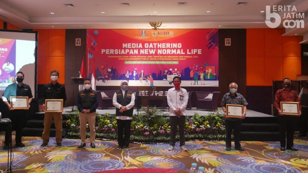 Peduli Pencegahan Covid-19, KPID Jatim Apresiasi TV dan Radio di Surabaya