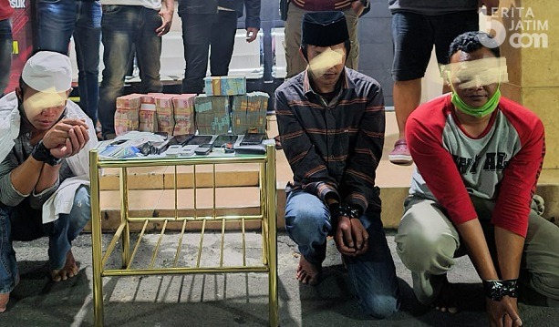 Korban Salat, Tiga Pelaku Bawa Kabur Uang Rp385 Juta