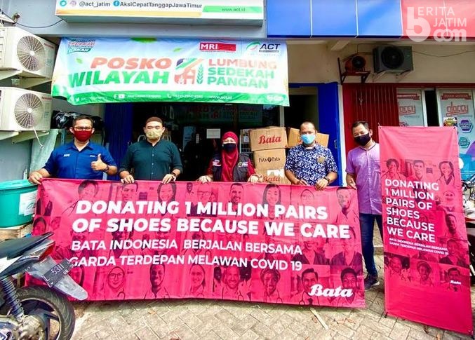 Nakes dan Relawan Covid Diberi Bantuan 25 Ribu Sepatu Bata