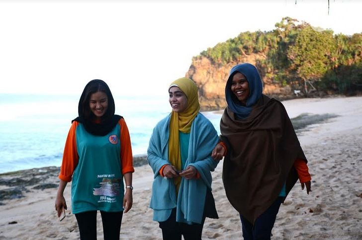 Wisatawan Mesir Ini Sebut Pantai Ngudel Malang Lebih Indah dari Alexandria