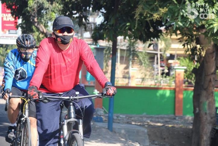 Sambil Gowes, Kapolres Gresik Pantau Kamtibmas