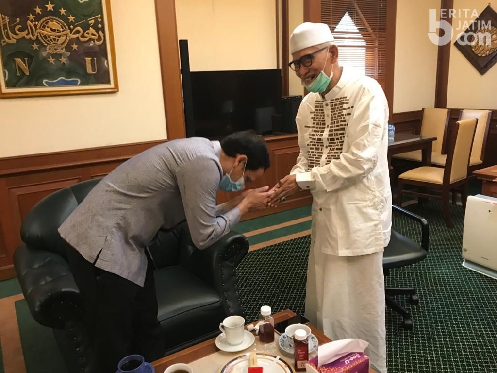 Disowani Nadiem, Rais Aam PBNU: NU Harus Terus Bekerja Sama dengan Kemendikbud