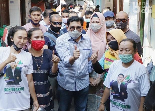 Warga Surabaya: Kita Dukung yang Gerak Cepat Bantu Warga Seperti Cak Machfud