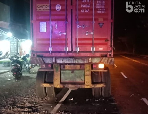 Tabrak Trailer, Pelajar Asal Duduksampeyan Tewas Mengenaskan