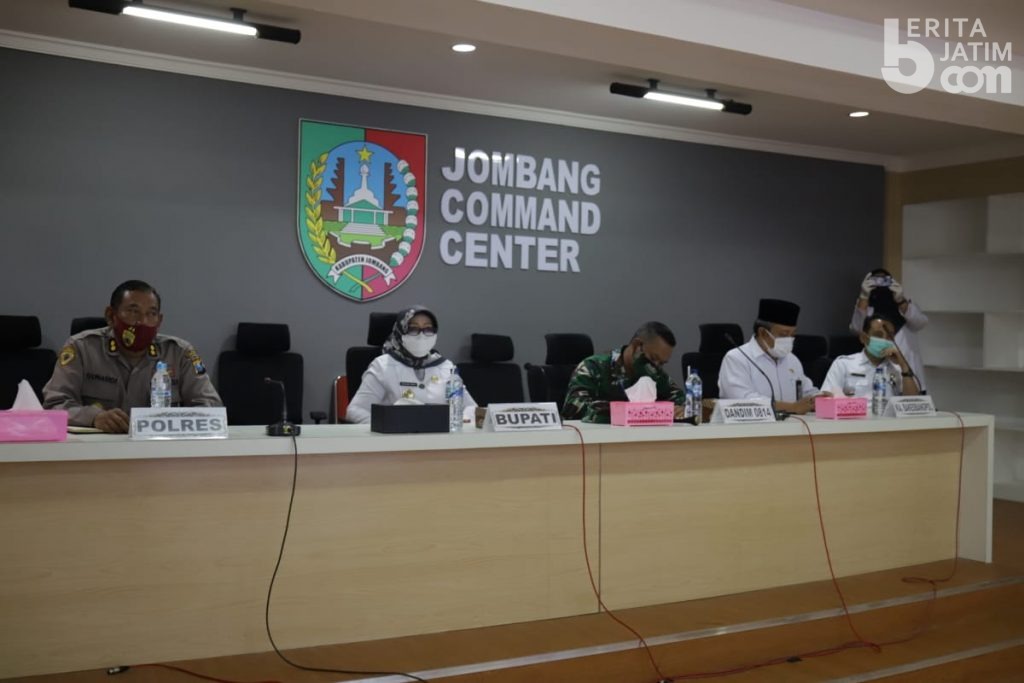Bupati Jombang Ikuti Webinar Optimalisasi Pendisiplinan Protokol Kesehatan