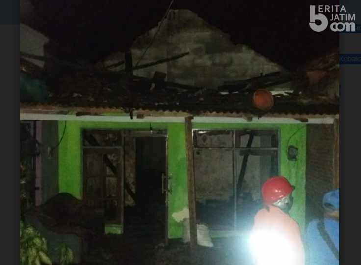 Nyenyak Tertidur, Rumah Warga Ngantang Terbakar