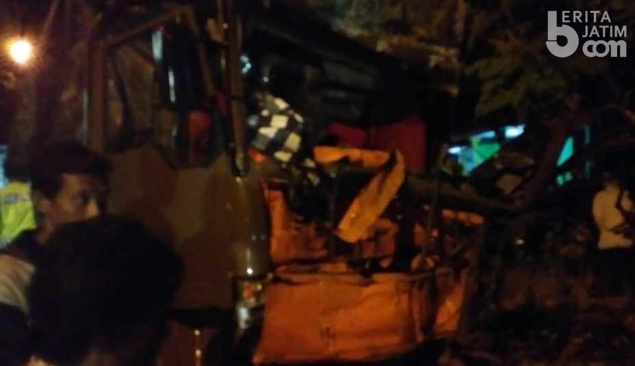Resmi: 5 Meninggal dalam Tabrakan Beruntun di Jember, Ini Kronologinya