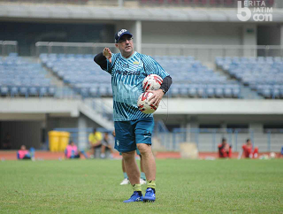 Latihan Bersama, Berat Badan Pemain Persib Dicek