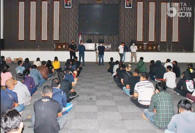 Razia Brassery Eatry Bar & Lounge, Polisi Jaring Puluhan Orang