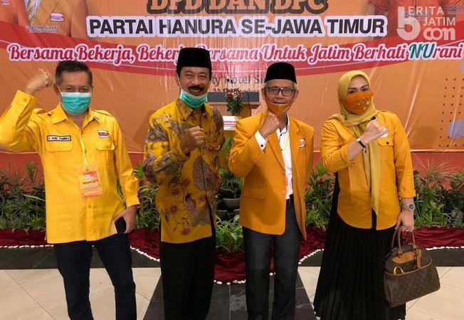 Nyai Eva Mundur, Ketua DPC Hanura Sumenep Dijabat Moh Farhan