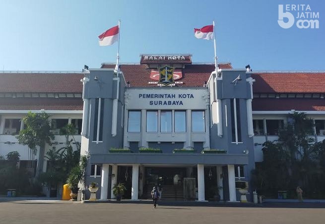 Nginap di Surabaya, Pendatang Wajib Bawa Hasil Swab Negatif