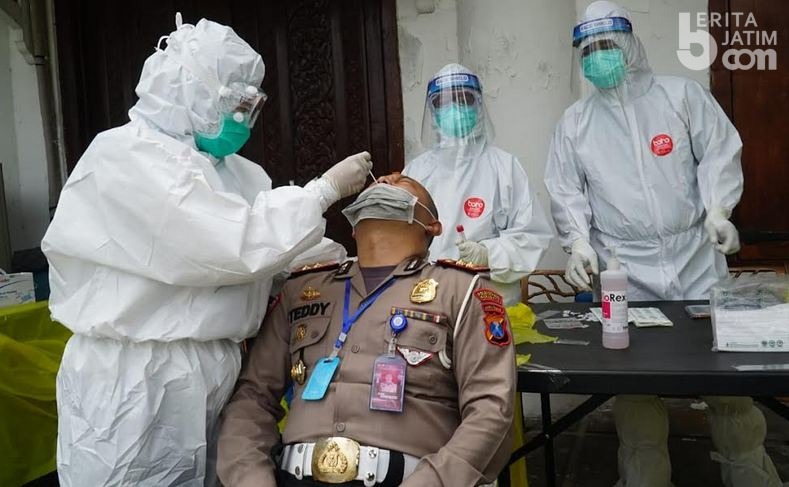 Polrestabes Surabaya Tes Swab Massal untuk 500 Personel