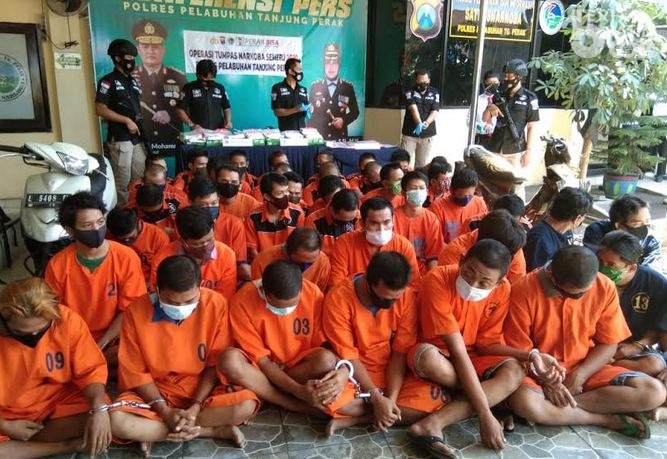 Operasi Tuntas Semeru, Polres Perak Amankan 8 Kg Sabu dan 46 Tersangka