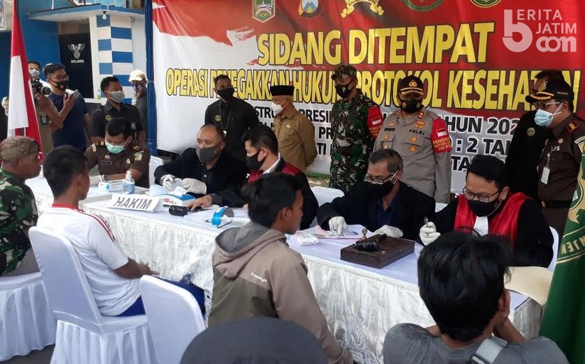 Sidang Ditempat, Tak Pakai Masker di Kabupaten Malang Kena Denda
