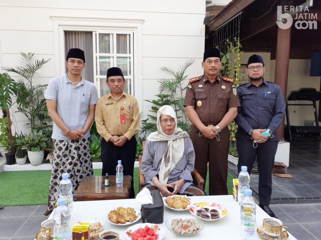 Kajari Kabupaten Kediri Silaturahmi ke Pengasuh Ponpes Al Falah