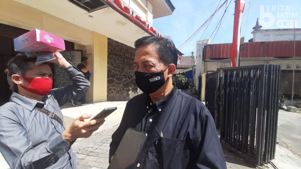 Ratusan Jurnalis dan Keluarga Ikuti Rapid Test Gratis Kepala Staf Kepresidenan dan PWI Jatim