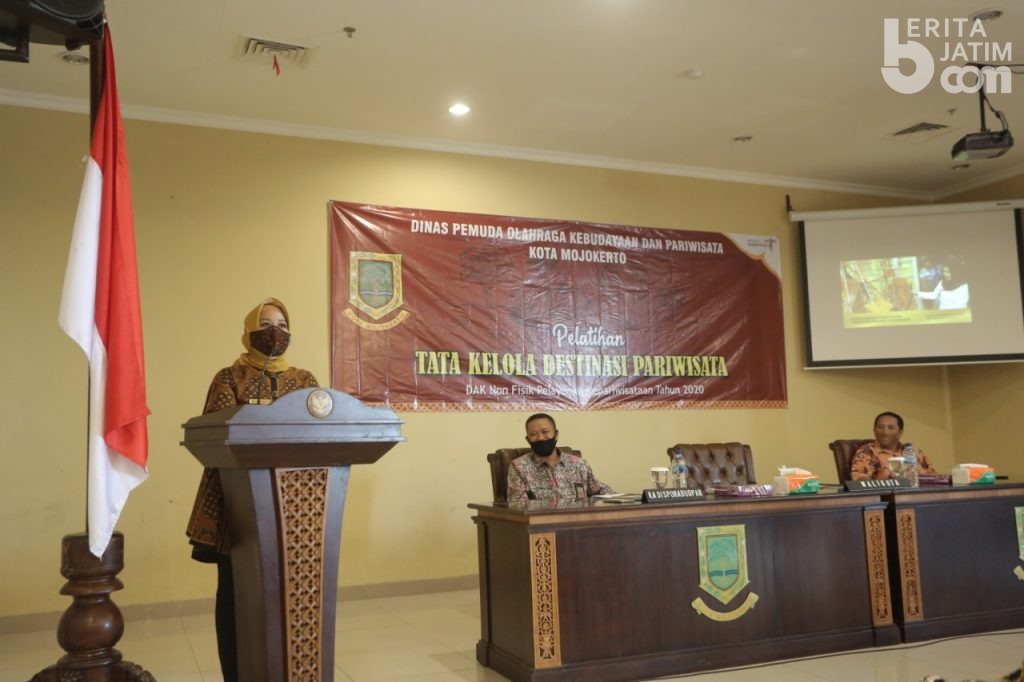 Wali Kota Mojokerto Bekali Volunteer Pelatihan Kreatif