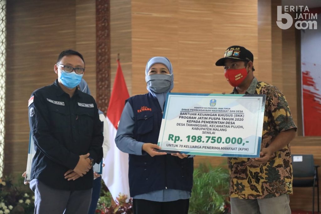 Khofifah Kucurkan 23,725 M untuk Pemberdayaan Usaha Perempuan Jatim