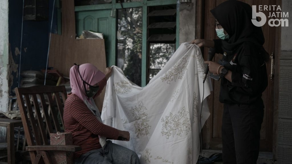 Undika Sulap Kampung Biasa Jadi Kampung Perajin Batik