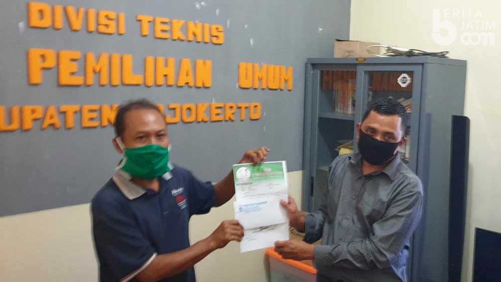 Tim Pemenangan Ikbar Serahkan Uji Swab Al Barra ke KPU Kabupaten Mojokerto