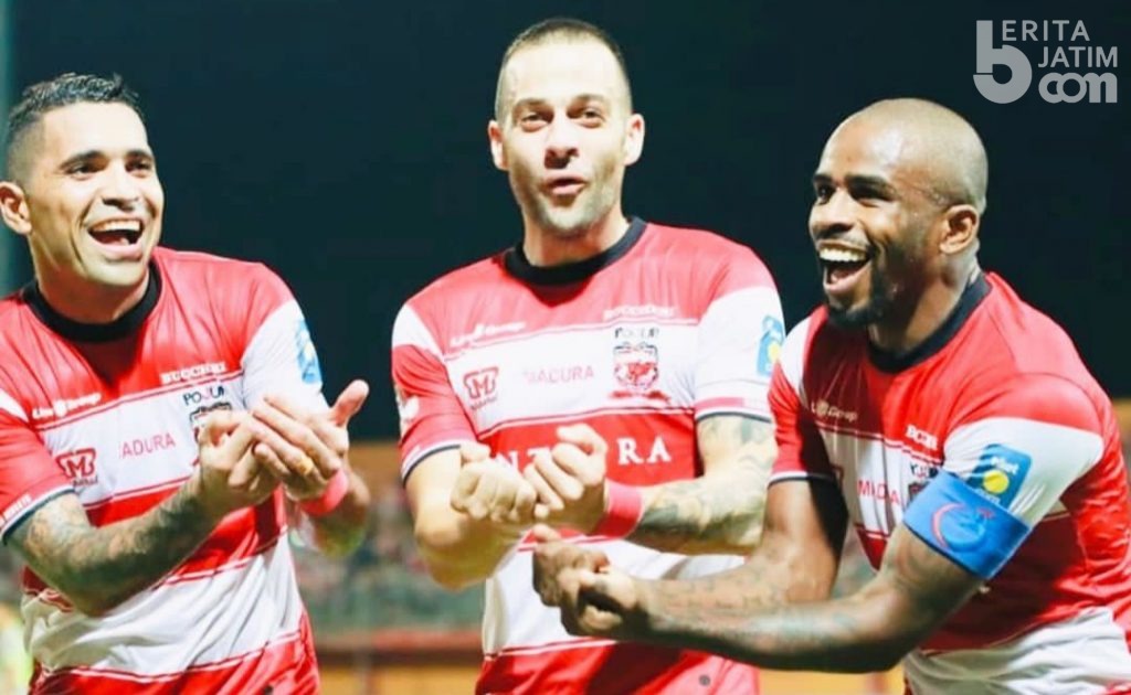 Greg Nwokolo Susul Beto dan Oti Tinggalkan Madura United